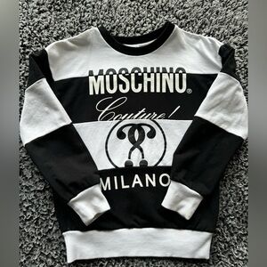 Unisex Moschino Sweater ! Like new!